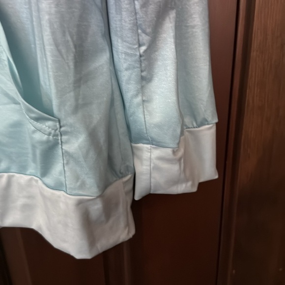 Ombré Hoodie - Picture 6 of 10